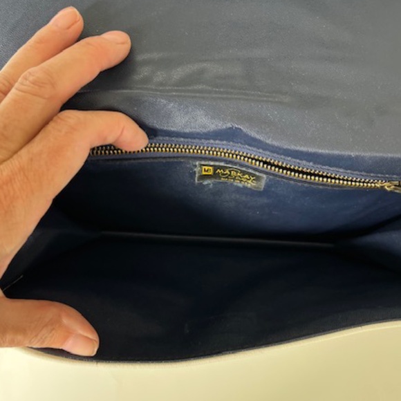 Vintage Markay Bags White leather Clutch with Gold Accents - Picture 5 of 7